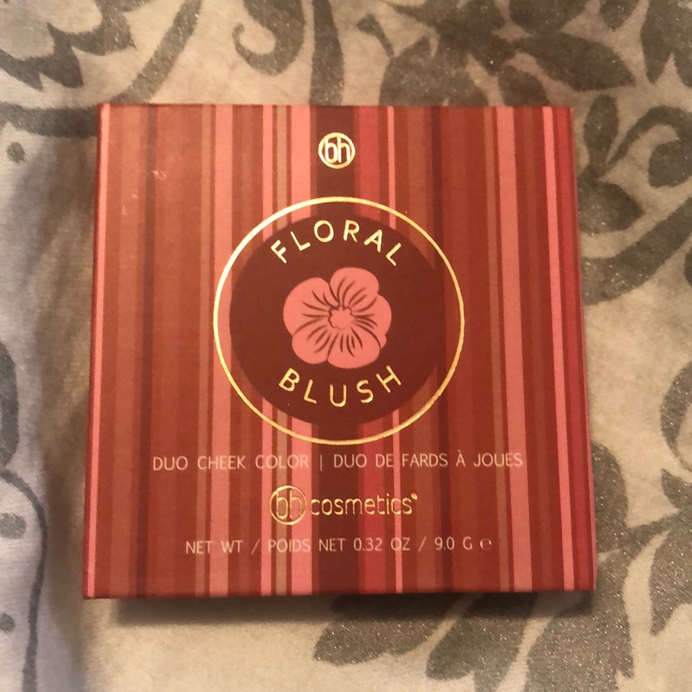BH Cosmetics blush